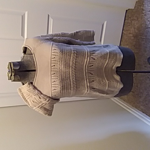 St. John's Bay Sweater - Picture 2 of 6